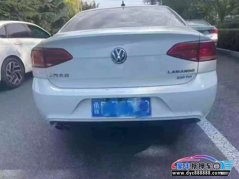 17年大众凌渡轿车抵押车出售