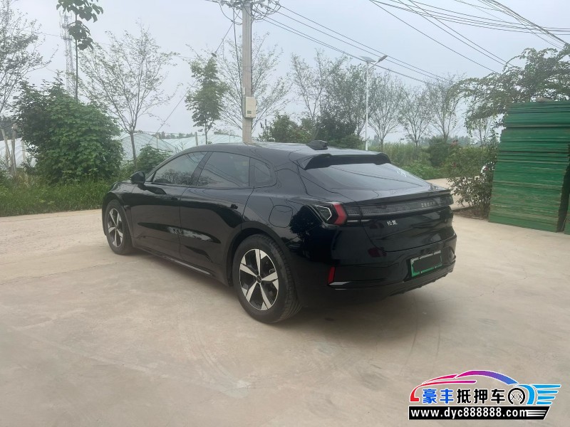 22年极氪001轿车抵押车出售