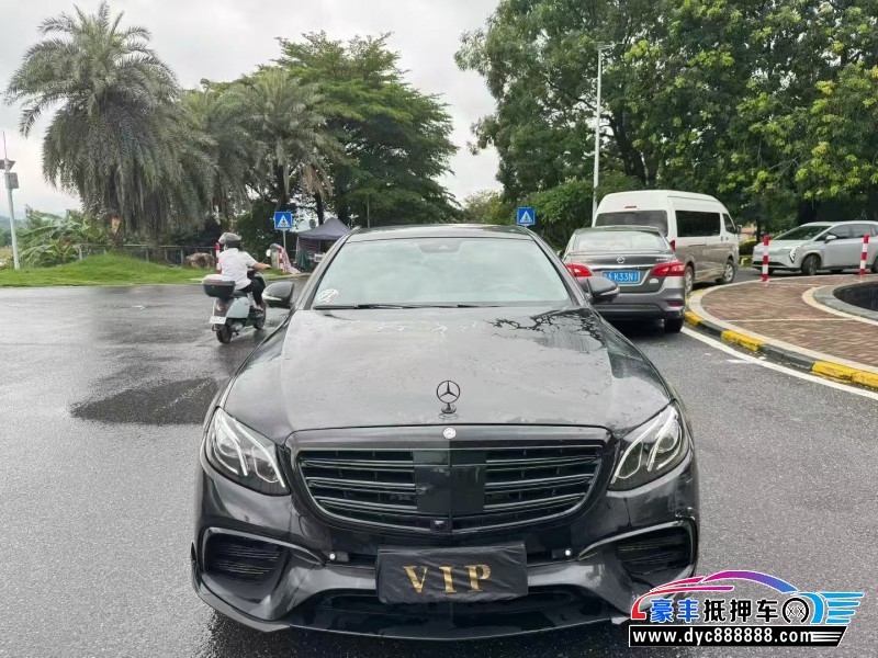 16年奔驰E轿车抵押车出售