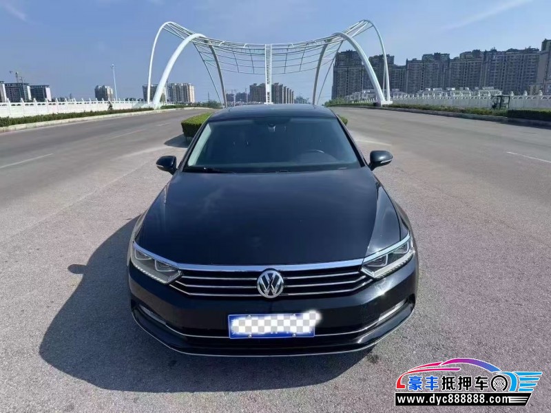 17年大众迈腾轿车抵押车出售
