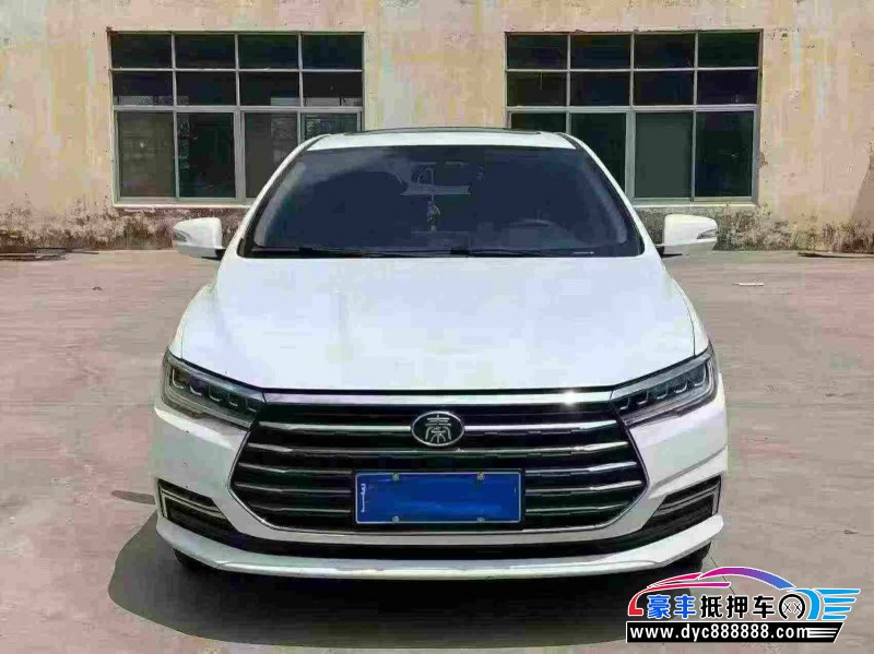 20年比亚迪秦轿车抵押车出售