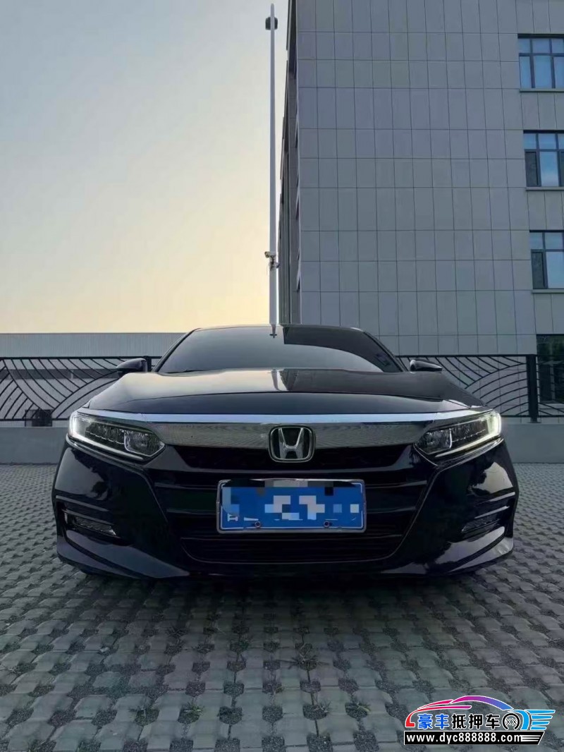 抵押车出售18年本田雅阁轿车