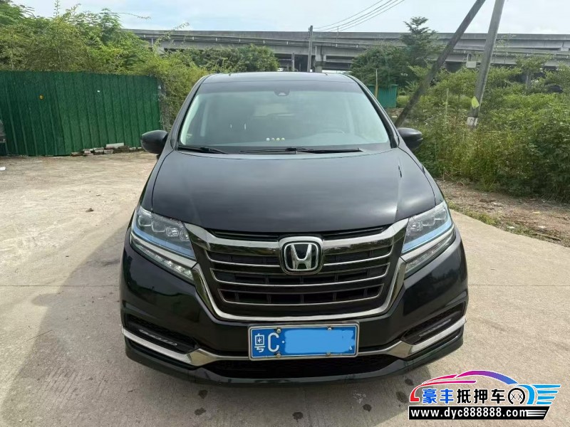 抵押车出售21年本田艾力绅轿车