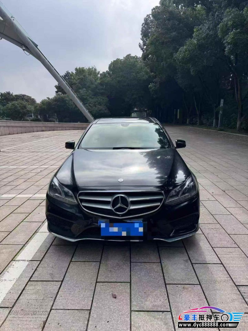 抵押车出售16年奔驰E轿车