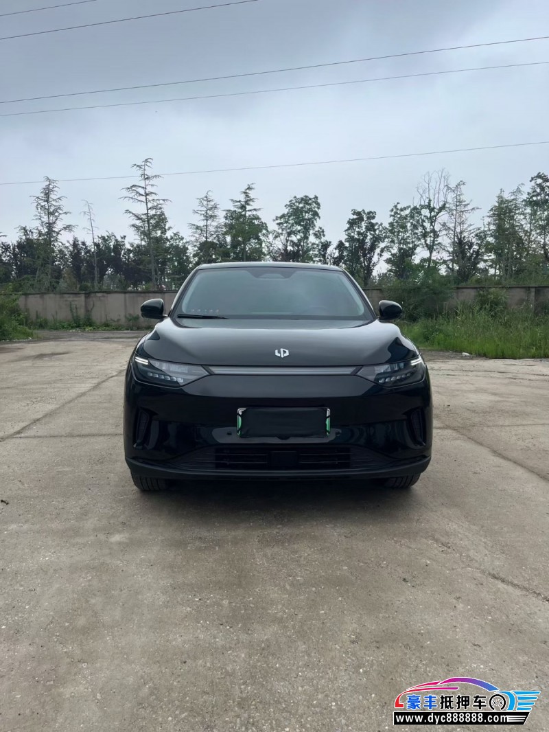 抵押车出售25年零跑C11SUV