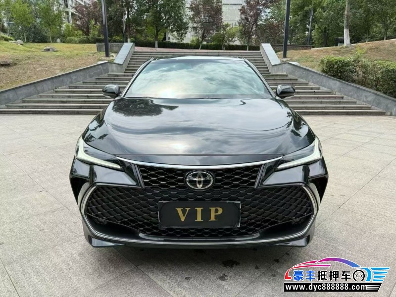 抵押车出售22年丰田亚洲龙轿车