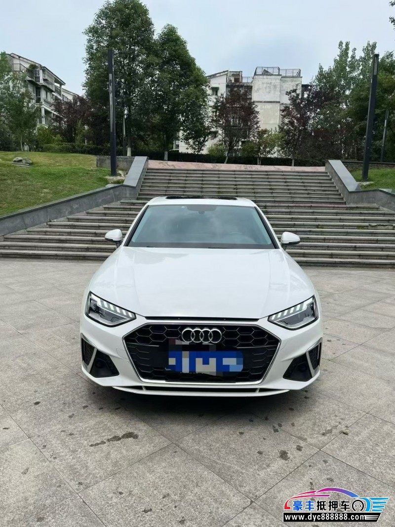 抵押车出售22年奥迪A4L轿车