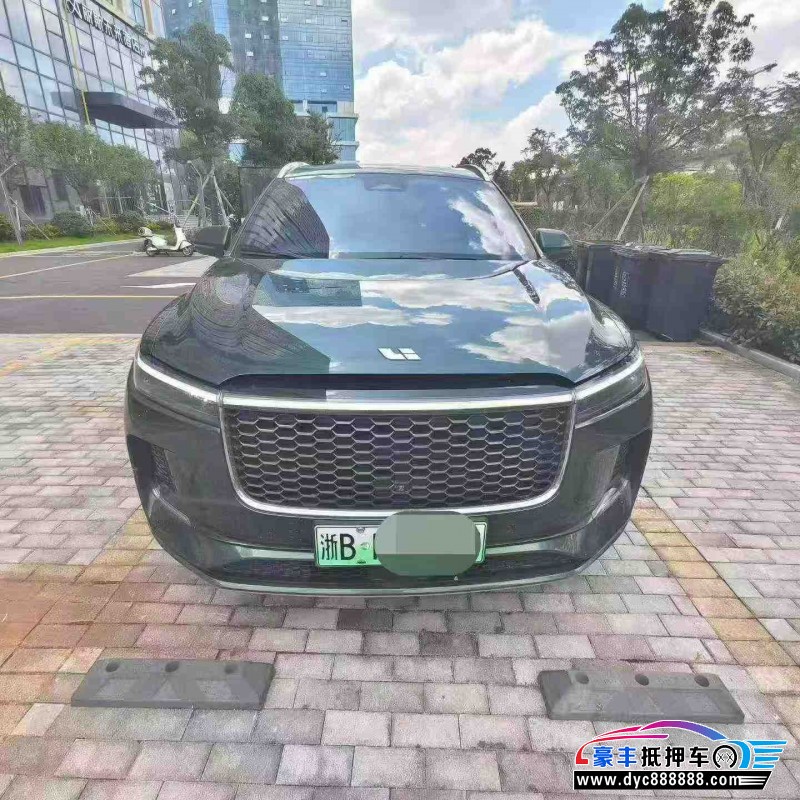 抵押车出售21年理想ONE轿车