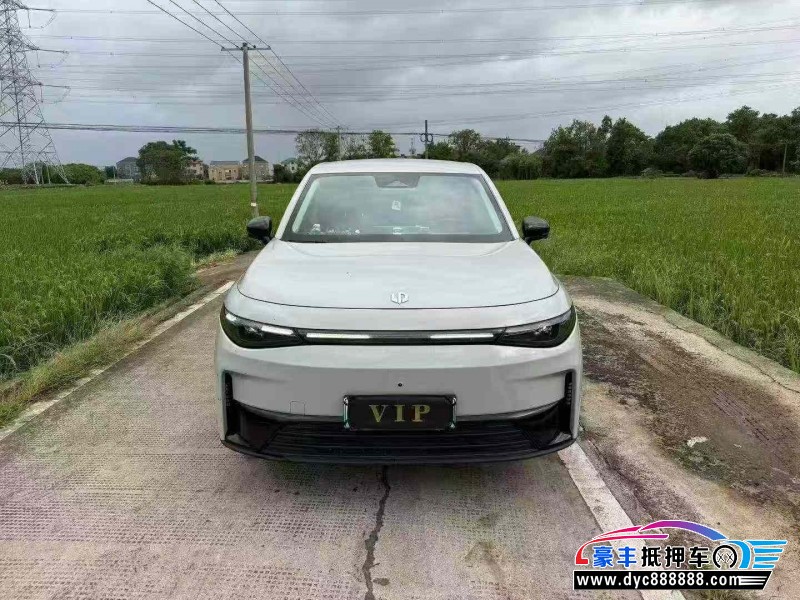 24年零跑C10轿车抵押车出售