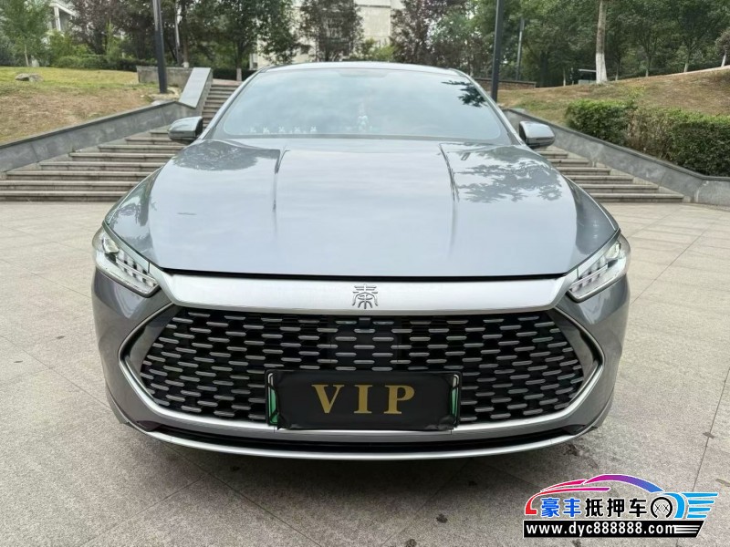抵押车出售24年比亚迪秦轿车