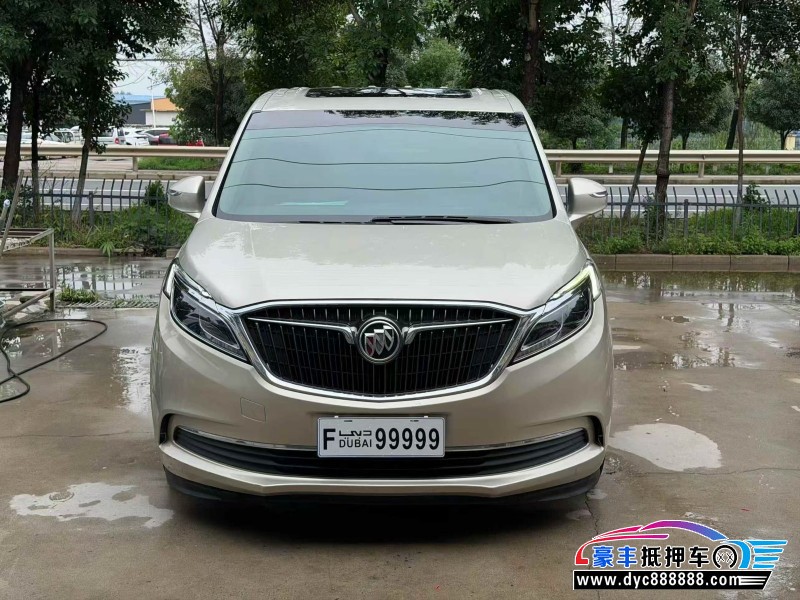 抵押车出售19年别克GL8轿车
