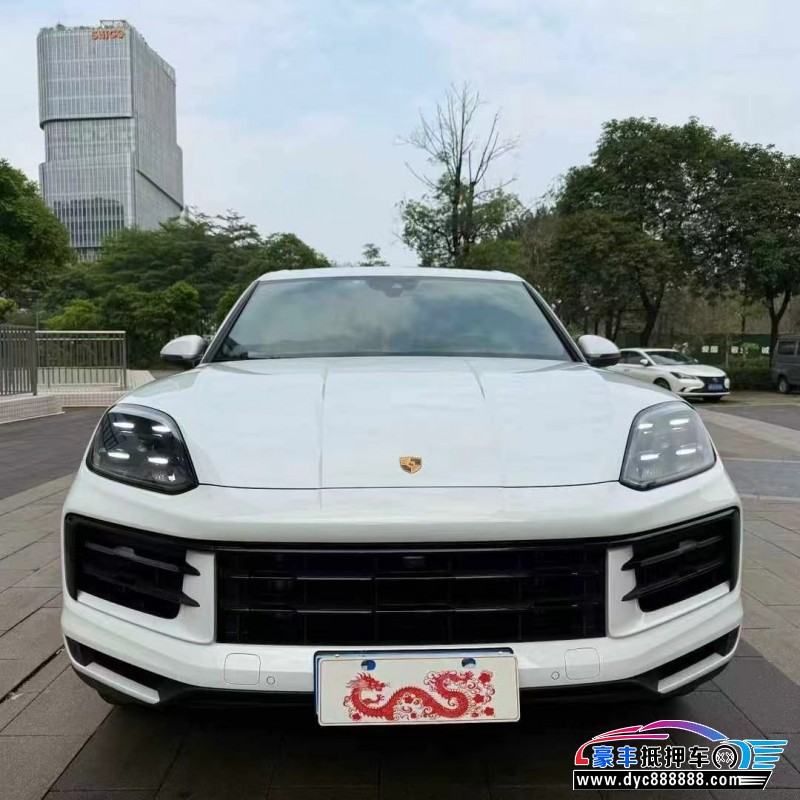 抵押车出售25年保时捷卡宴轿车