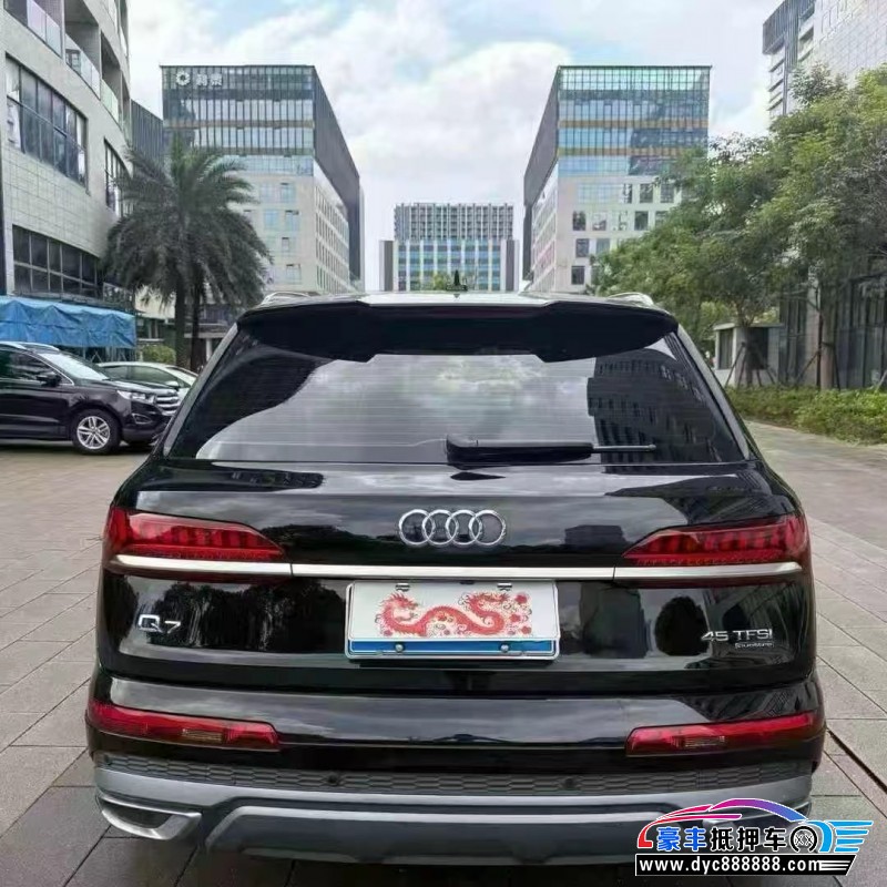 23年奥迪Q7轿车抵押车出售