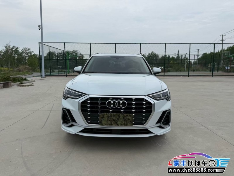 抵押车出售20年奥迪Q3轿车