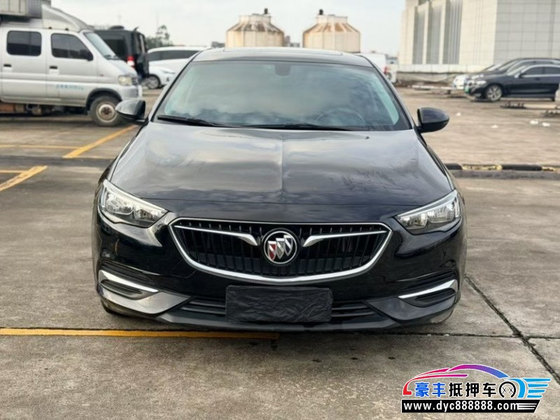 抵押车出售19年别克君威轿车