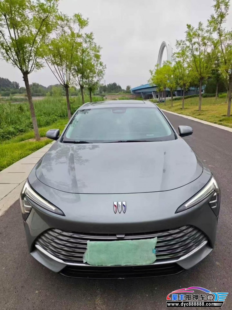 抵押车出售24年别克君越轿车
