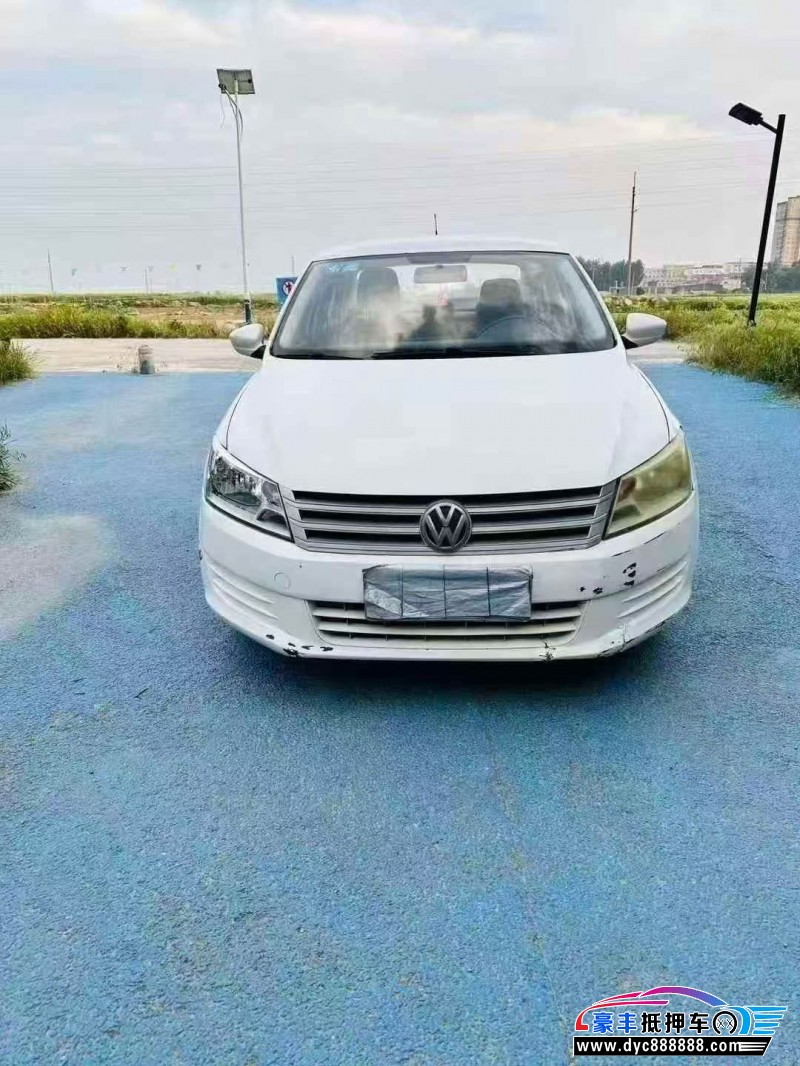 抵押车出售16年大众桑塔纳轿车