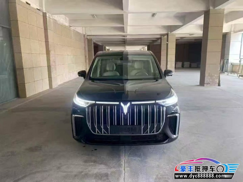 23年岚图梦想家轿车抵押车出售