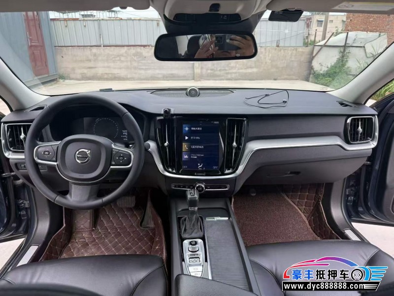 21年沃尔沃S60轿车抵押车出售