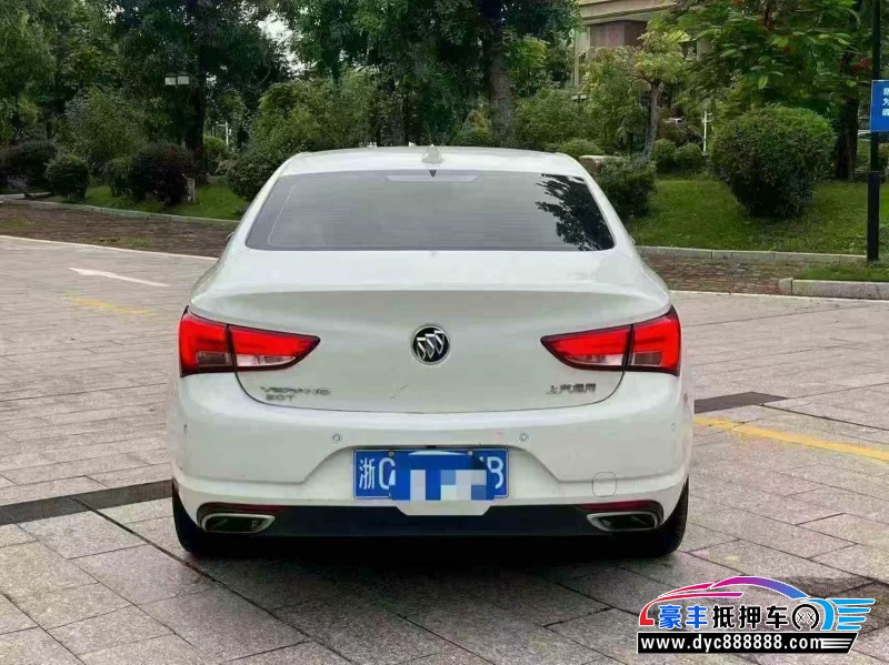 19年别克威朗轿车抵押车出售