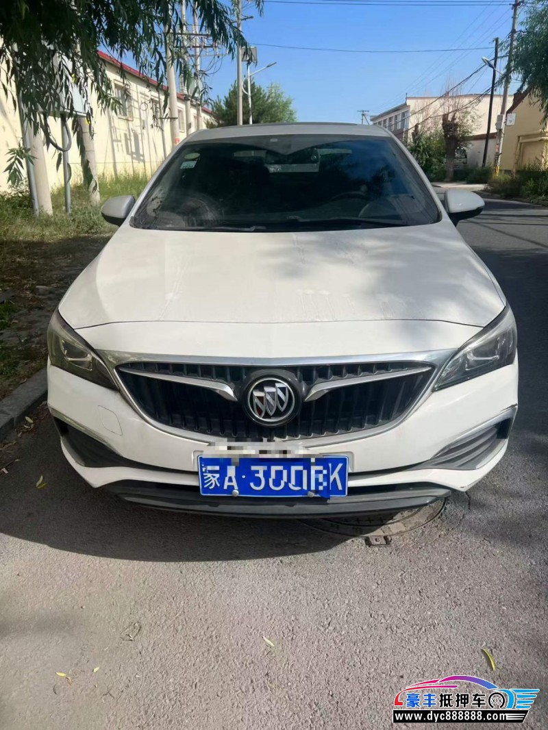 18年别克威朗轿车