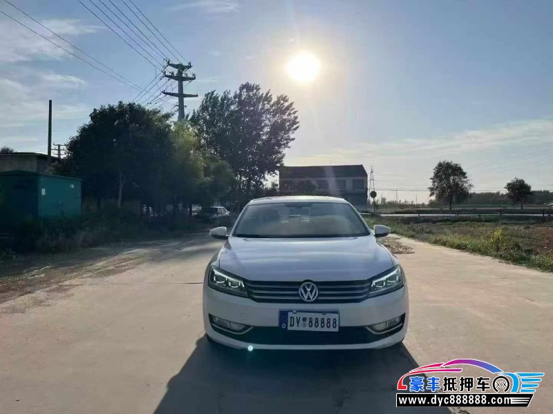 抵押车出售15年大众帕萨特轿车
