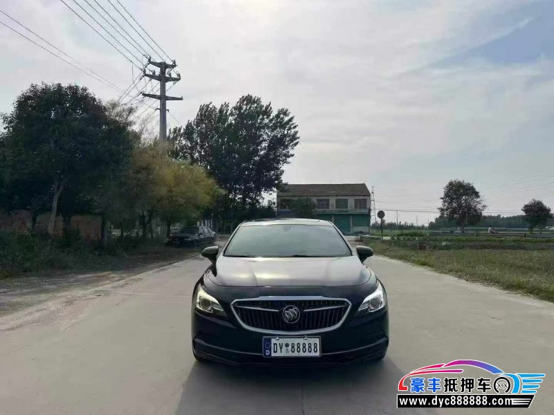抵押车出售17年别克君越轿车