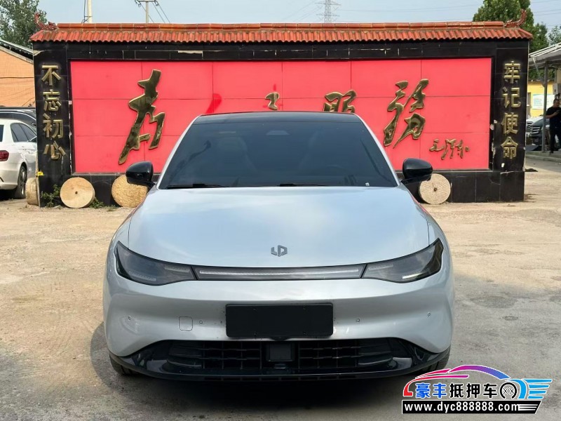 24年零跑c01轿车抵押车出售