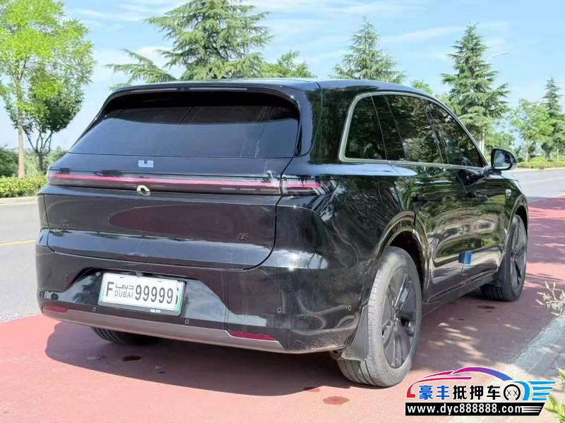 25年理想L6轿车抵押车出售