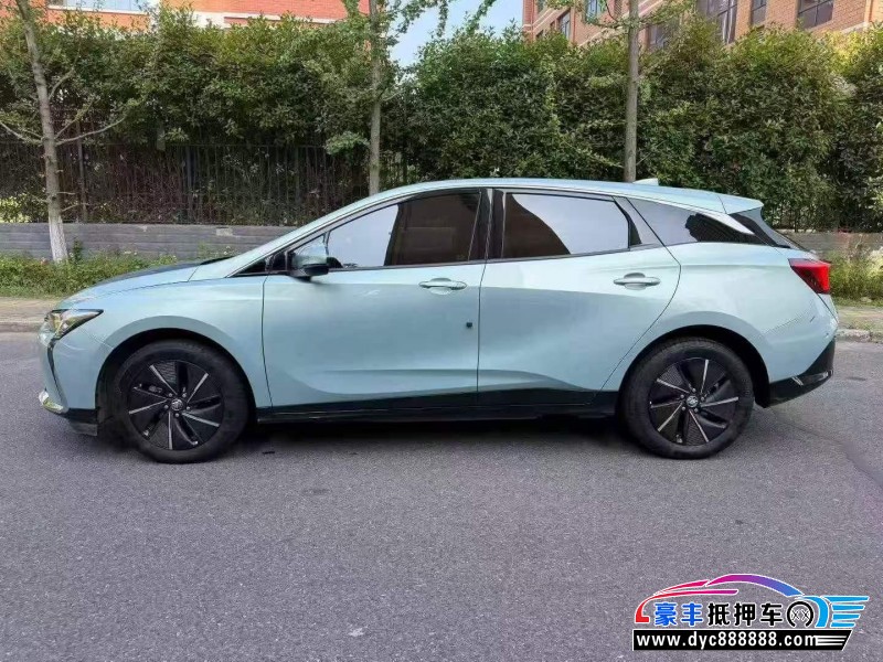 22年别克微蓝轿车抵押车出售