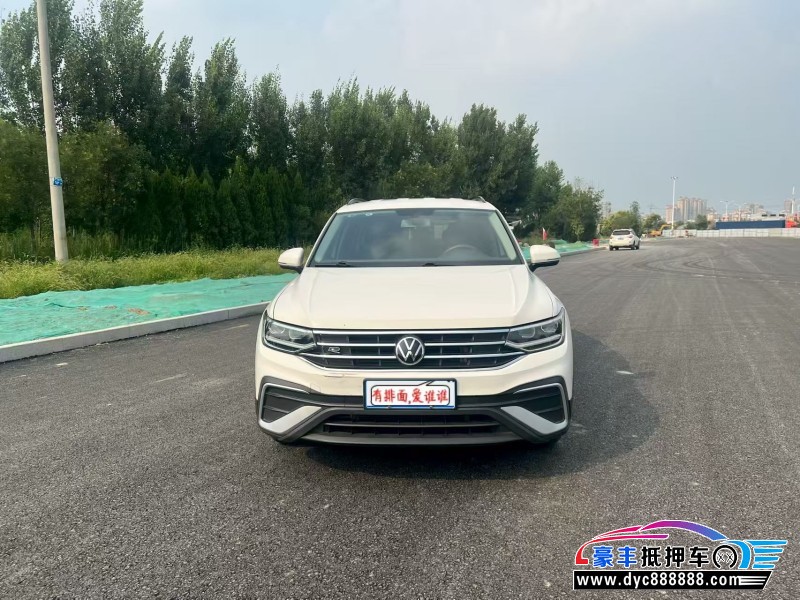 抵押车出售22年大众途观L轿车
