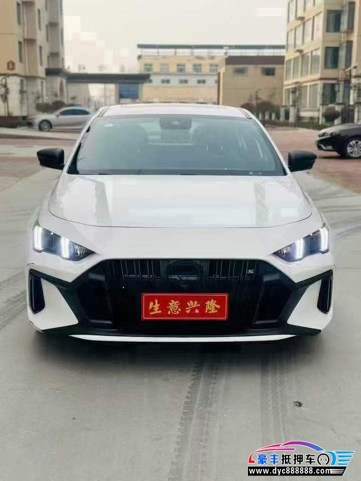 抵押车出售24年传祺影豹轿车