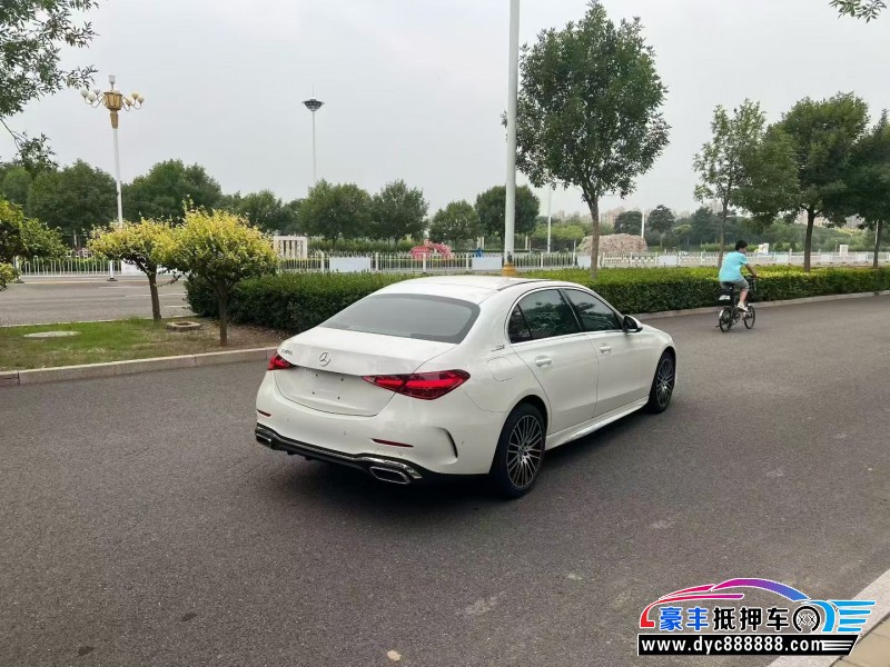 24年奔驰C轿车抵押车出售