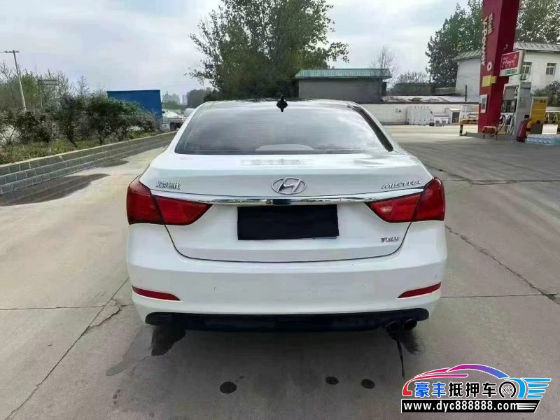 18年现代名图轿车抵押车出售