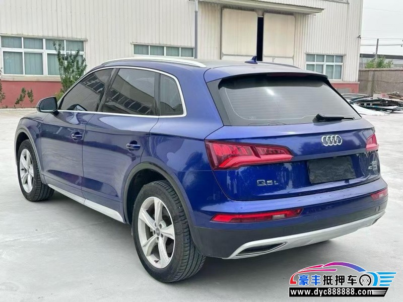 19年奥迪Q5轿车抵押车出售