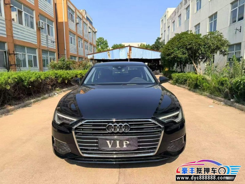 抵押车出售22年奥迪A6L轿车
