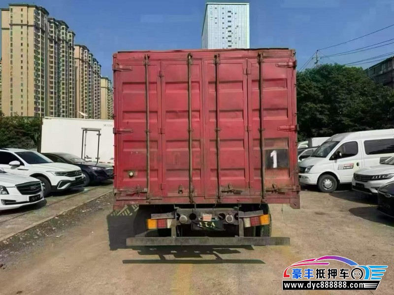 20年重汽豪曼轿车抵押车出售
