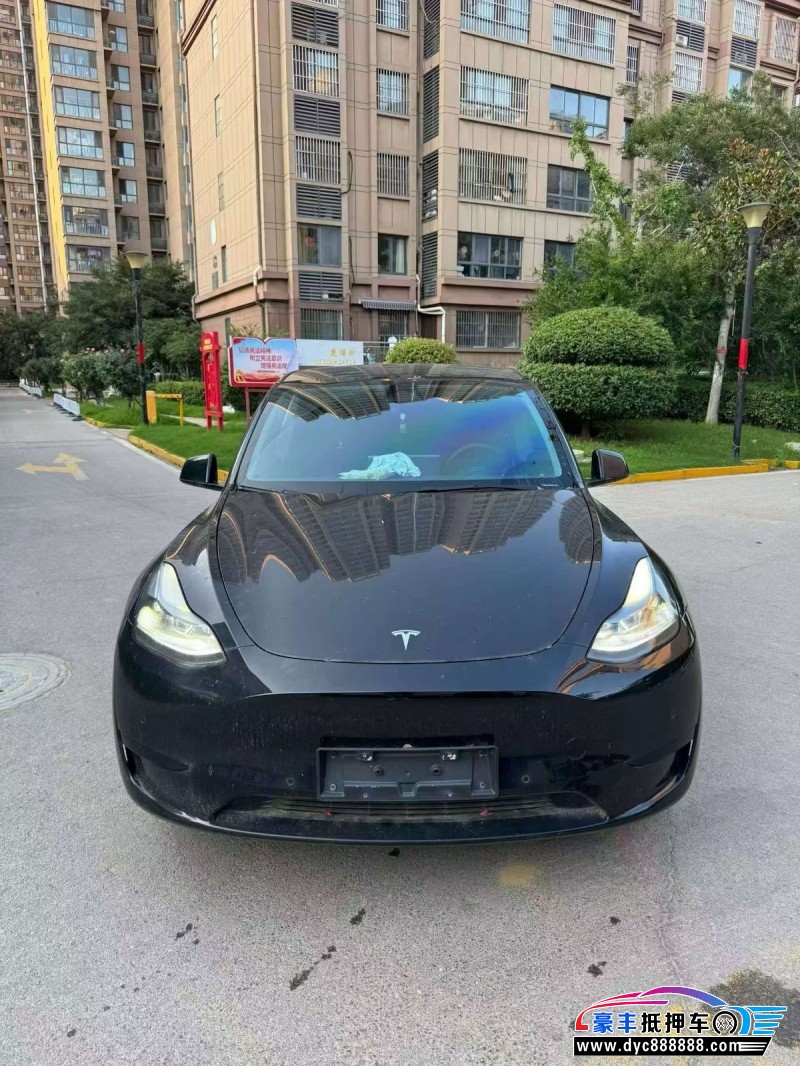 抵押车出售23年特斯拉Model Y轿车