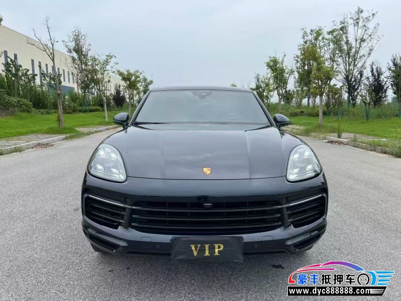 抵押车出售22年保时捷卡宴轿车