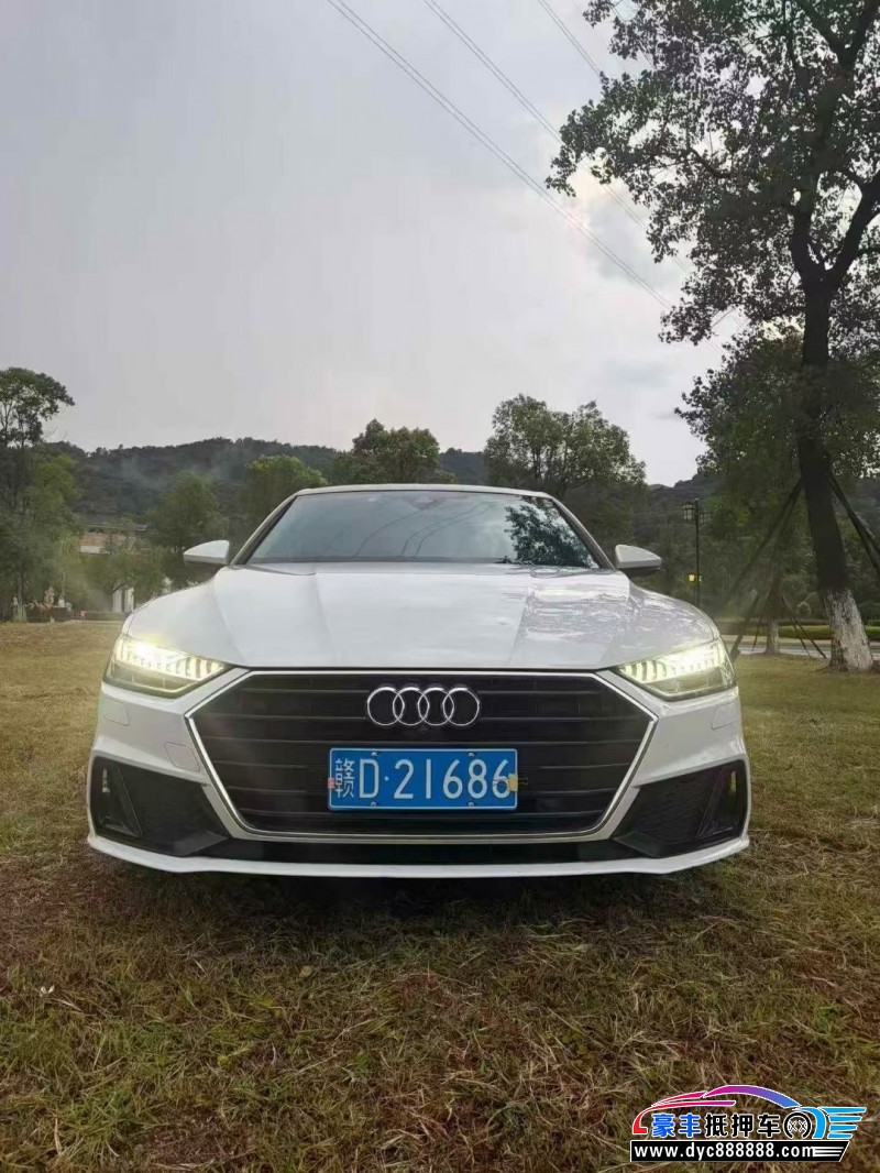 抵押车出售23年奥迪A7轿车