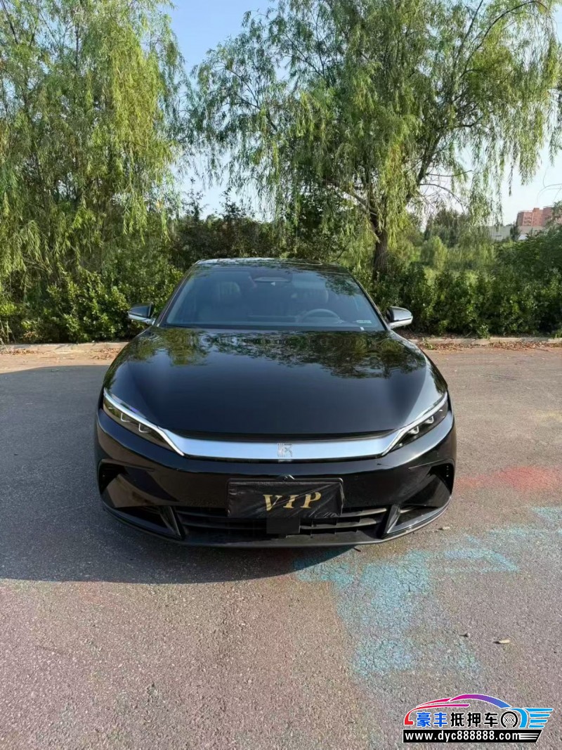 抵押车出售26年比亚迪汉轿车