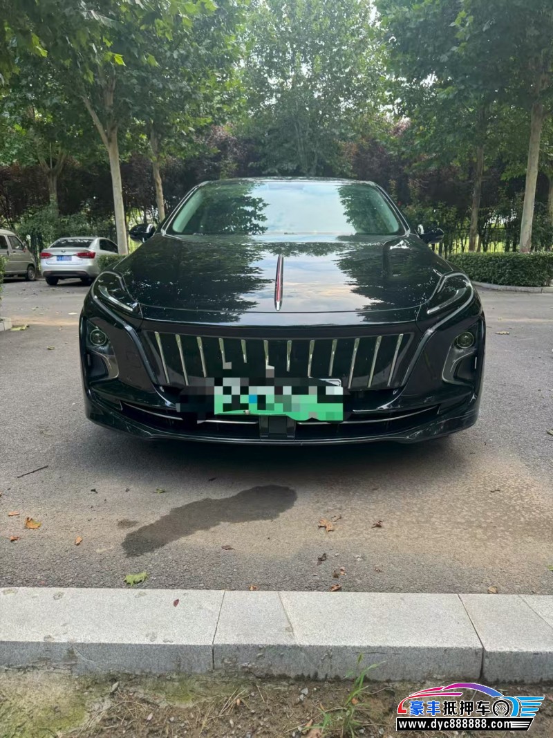 抵押车出售24年红旗EQM5轿车