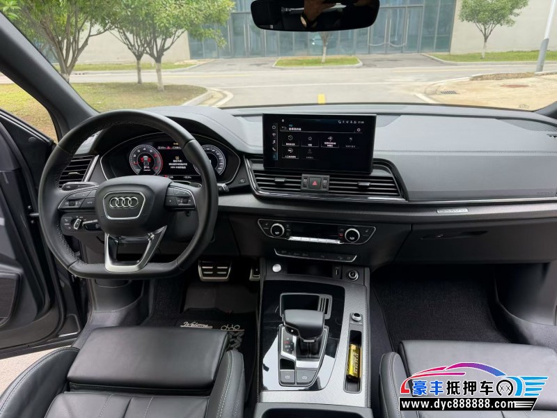 23年奥迪Q5SUV抵押车出售