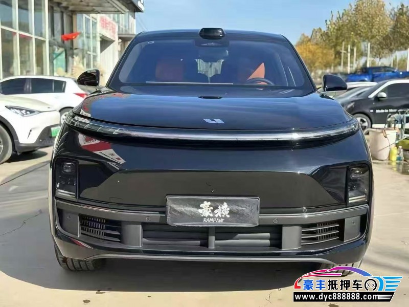 24年理想L8轿车抵押车出售