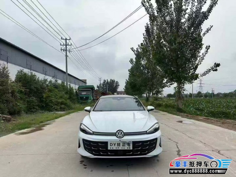 抵押车出售26年大众凌渡轿车