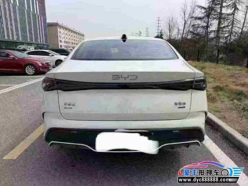 25年比亚迪海豹轿车抵押车出售