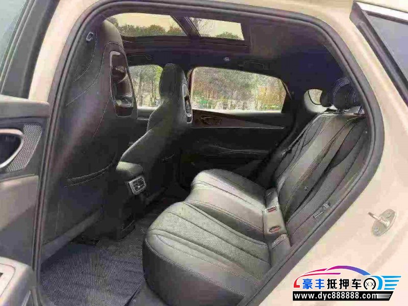 25年比亚迪海豹轿车抵押车出售