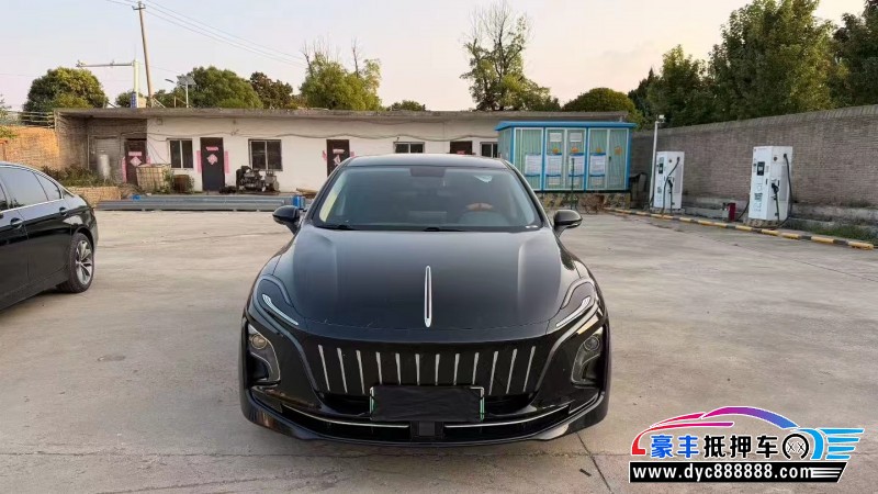 抵押车出售24年红旗EQM5轿车