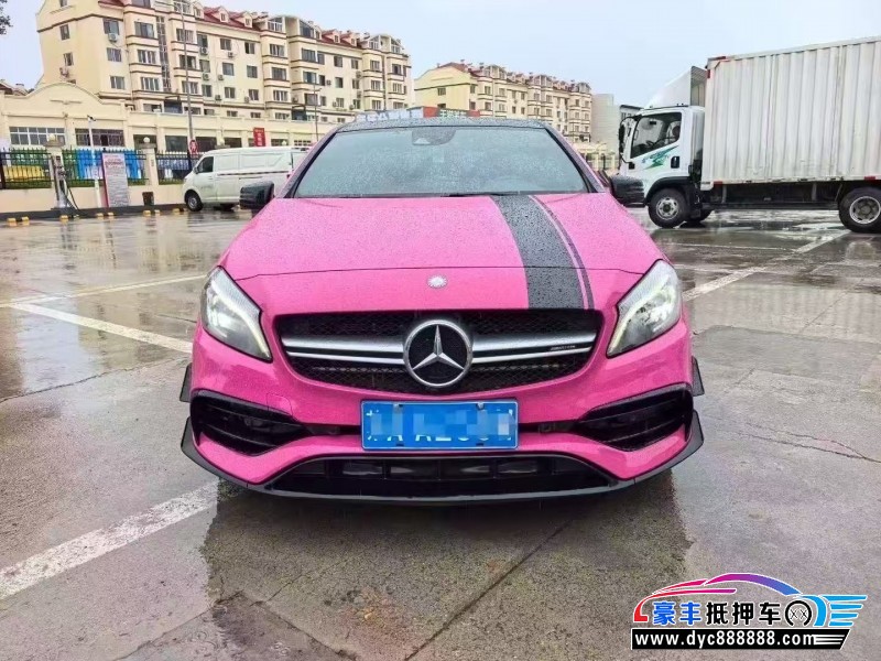 17年奔驰A级AMG轿车抵押车出售