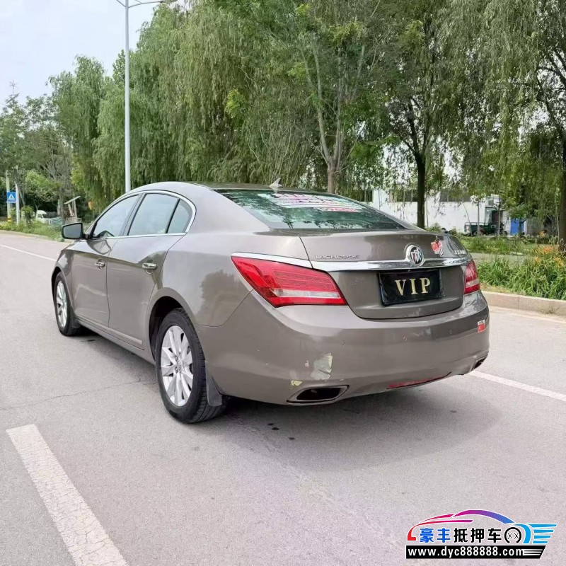 14年别克君越轿车抵押车出售